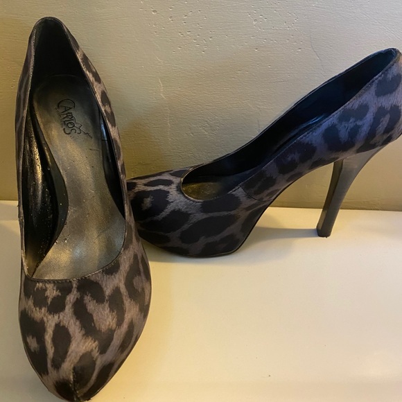 Carlos Santana Grey Leopard Platform Heels - Picture 3 of 5